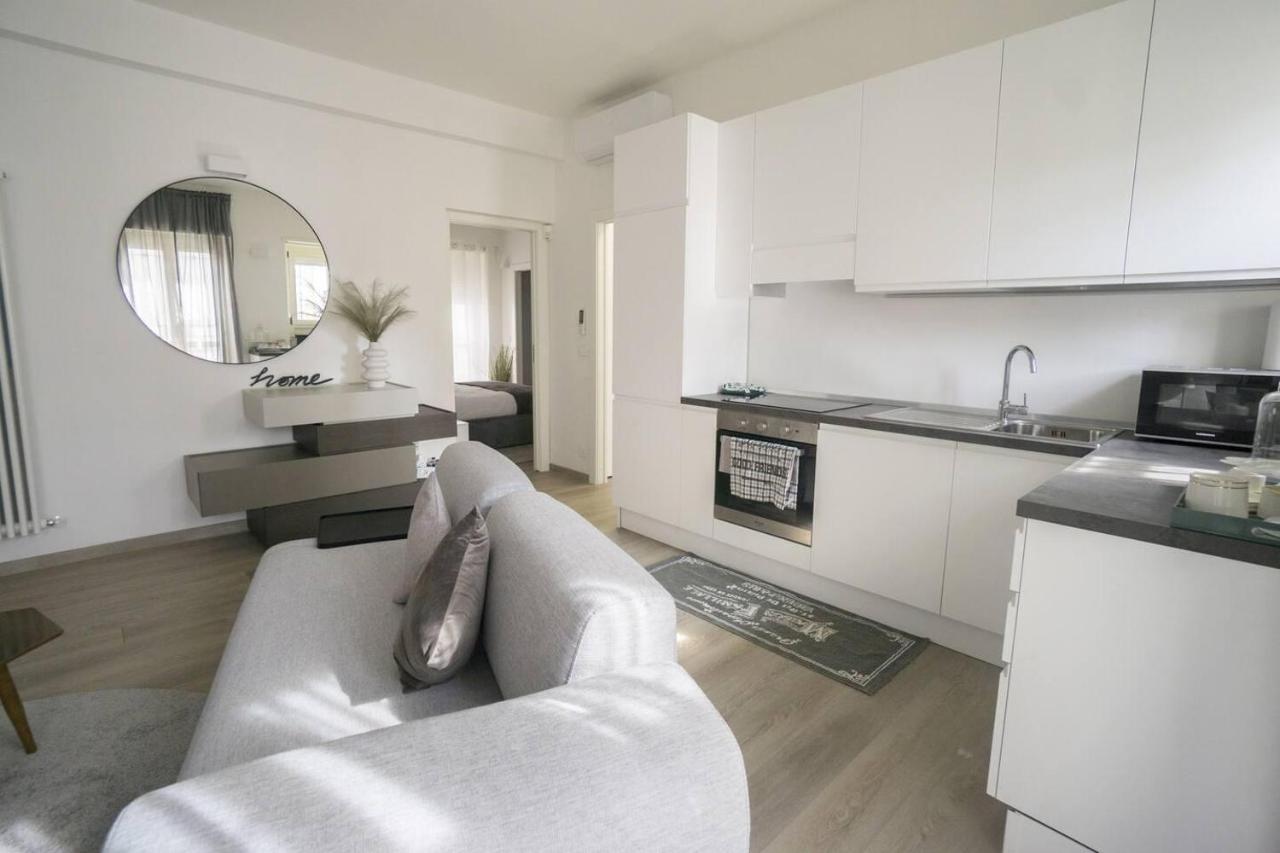 Splendido Dpto Con 2 Letti E 2 Bagni Ad Asti Italy Apartment Bagian luar foto
